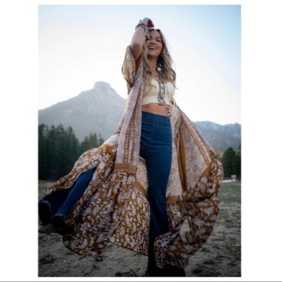 GO YOUR OWN WAY Cocoa Brown Paisley Floral Print Boho Kimono Cardi - Picture 4 of 15